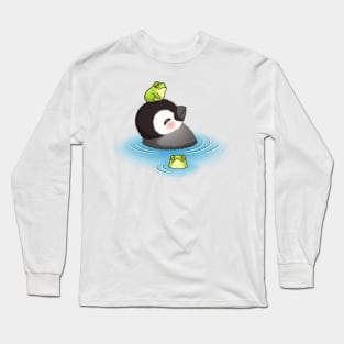 Happy emperor penguin chick with frog Long Sleeve T-Shirt